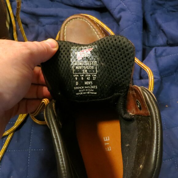 Redwing 2415 Mens 9D traction tread - Picture 6 of 6